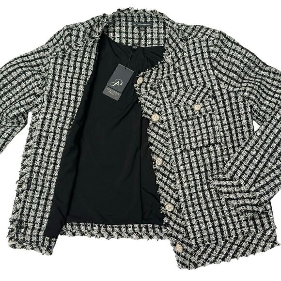 Adrianna Papell Jackets & Blazers - Adrianna Papell Black & White Crew Neck Long-Sleeve Tweed Blazer Size Small